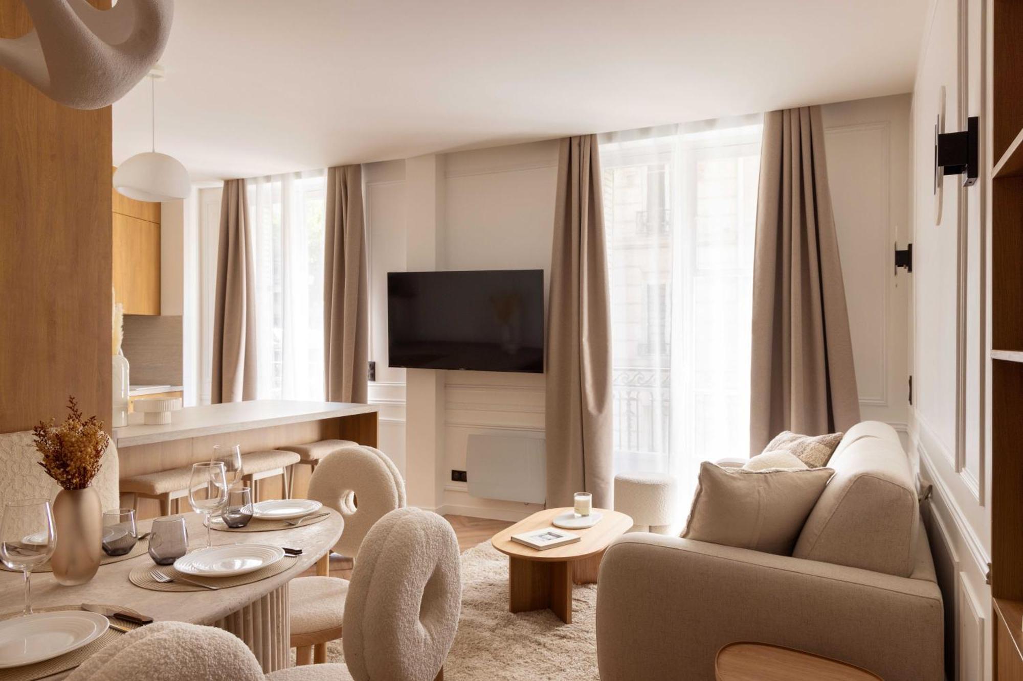 Exclusive With Ac - 2bd-6p - Quartier Latin *