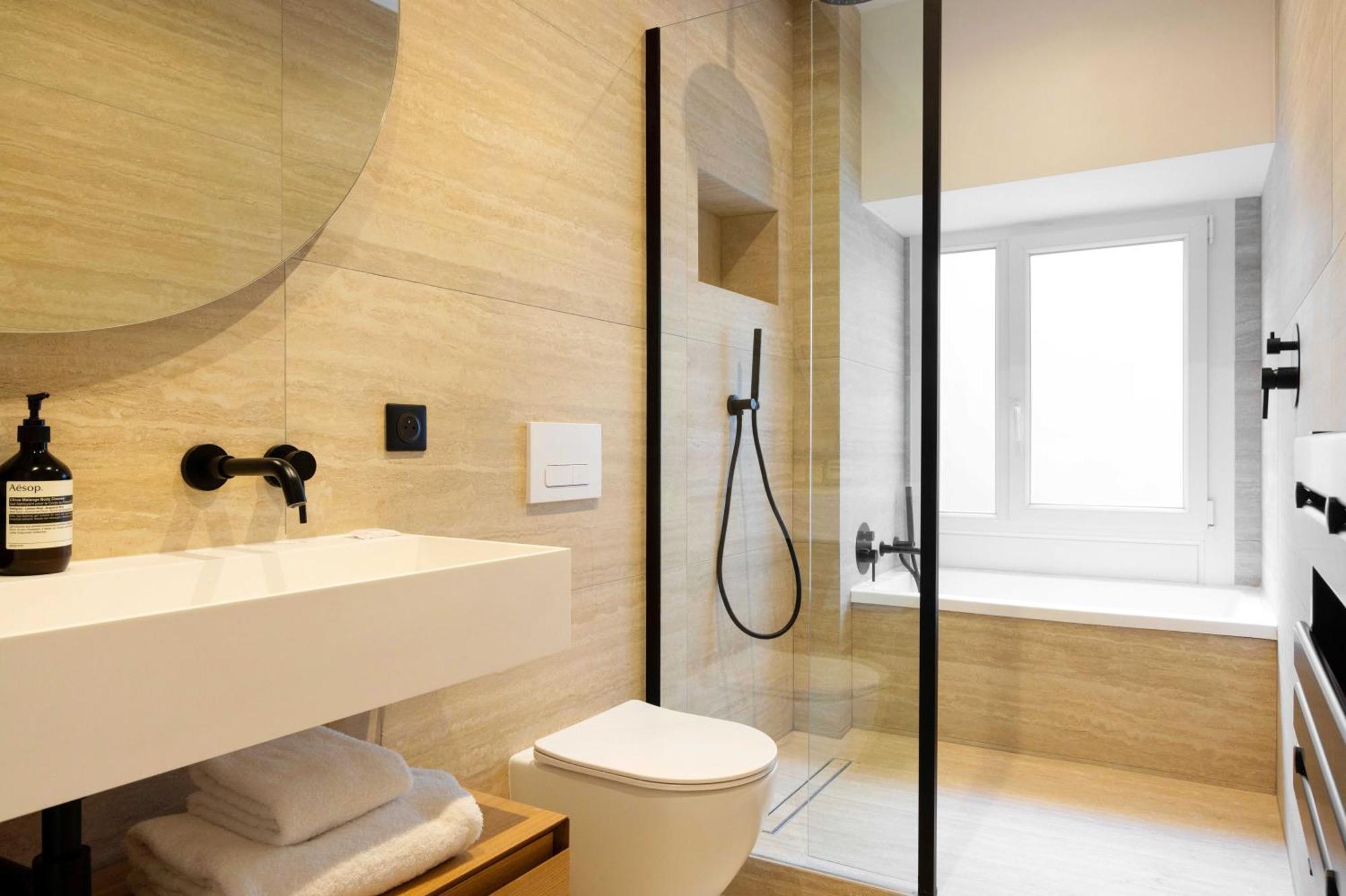 Exclusive With Ac - 2bd-6p - Quartier Latin Appartement *